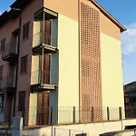 Apartament The House In Troghi